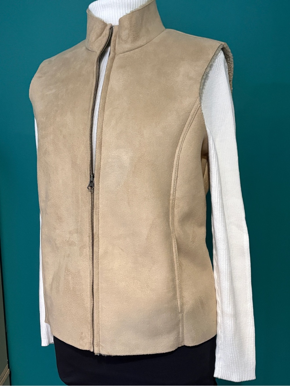 Lands End Women’s Beige Faux Suede Zip-Front Vest